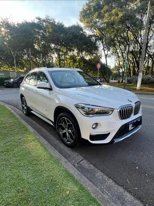 BMW X1 2.0 16V TURBO GASOLINA SDRIVE20I X-LINE 4P AUTOMÁTICO BMW X1 2.0 16V TURBO GASOLINA SDRIVE20I X-LINE 4P AUTOMÁTICO